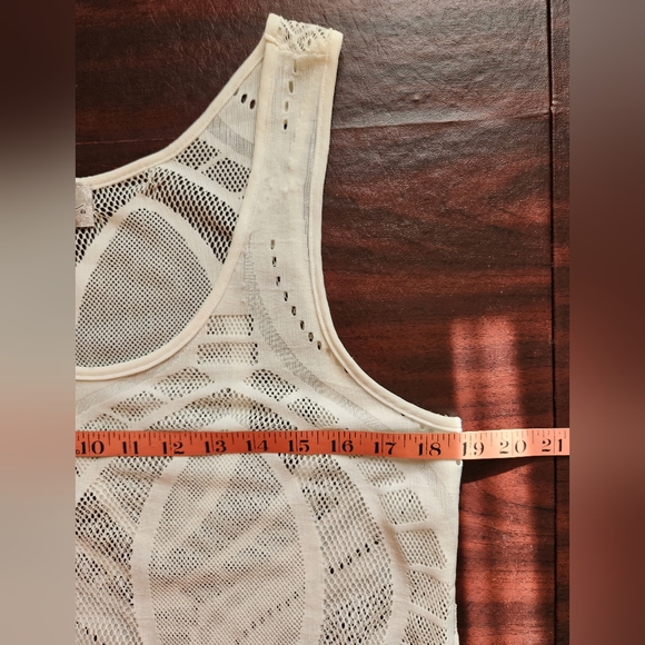 J balvin Beach cover up, cream off white, size Xl - Picture 2 of 11